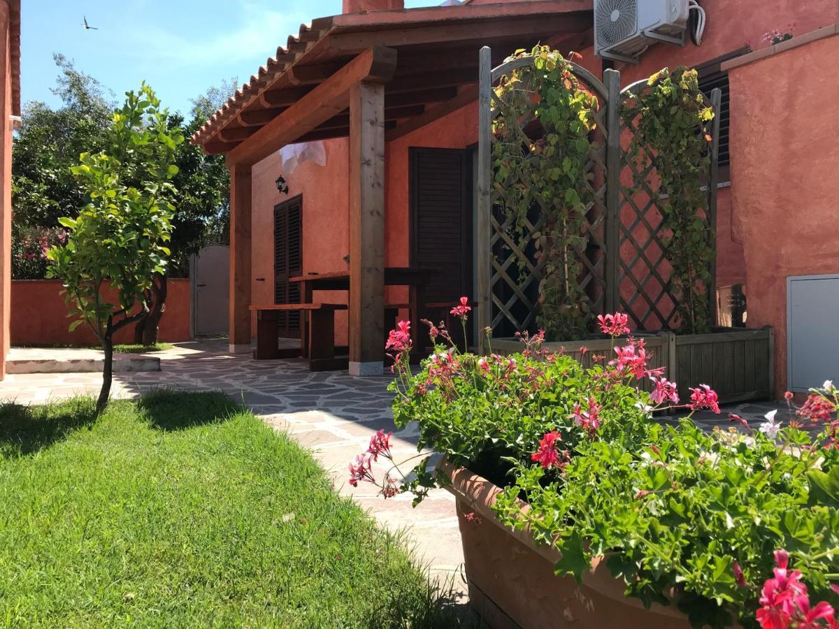 B&B Da Tizy San Teodoro  Ngoại thất bức ảnh