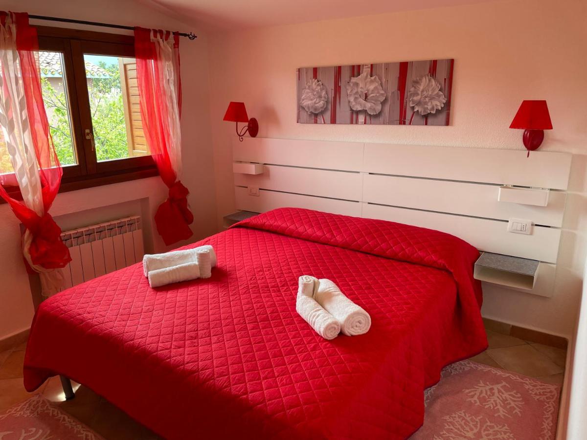 B&B Da Tizy San Teodoro  Ngoại thất bức ảnh
