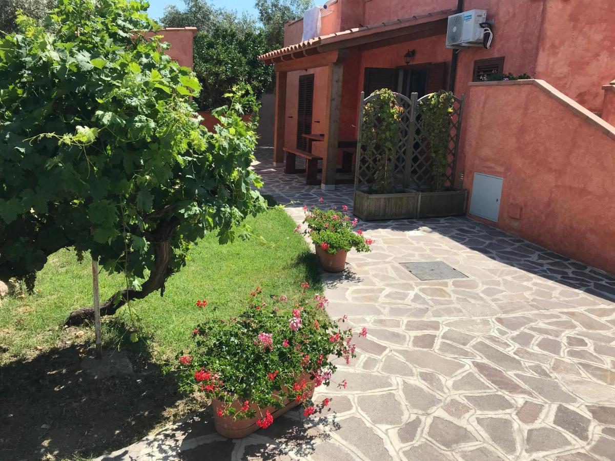 B&B Da Tizy San Teodoro  Ngoại thất bức ảnh