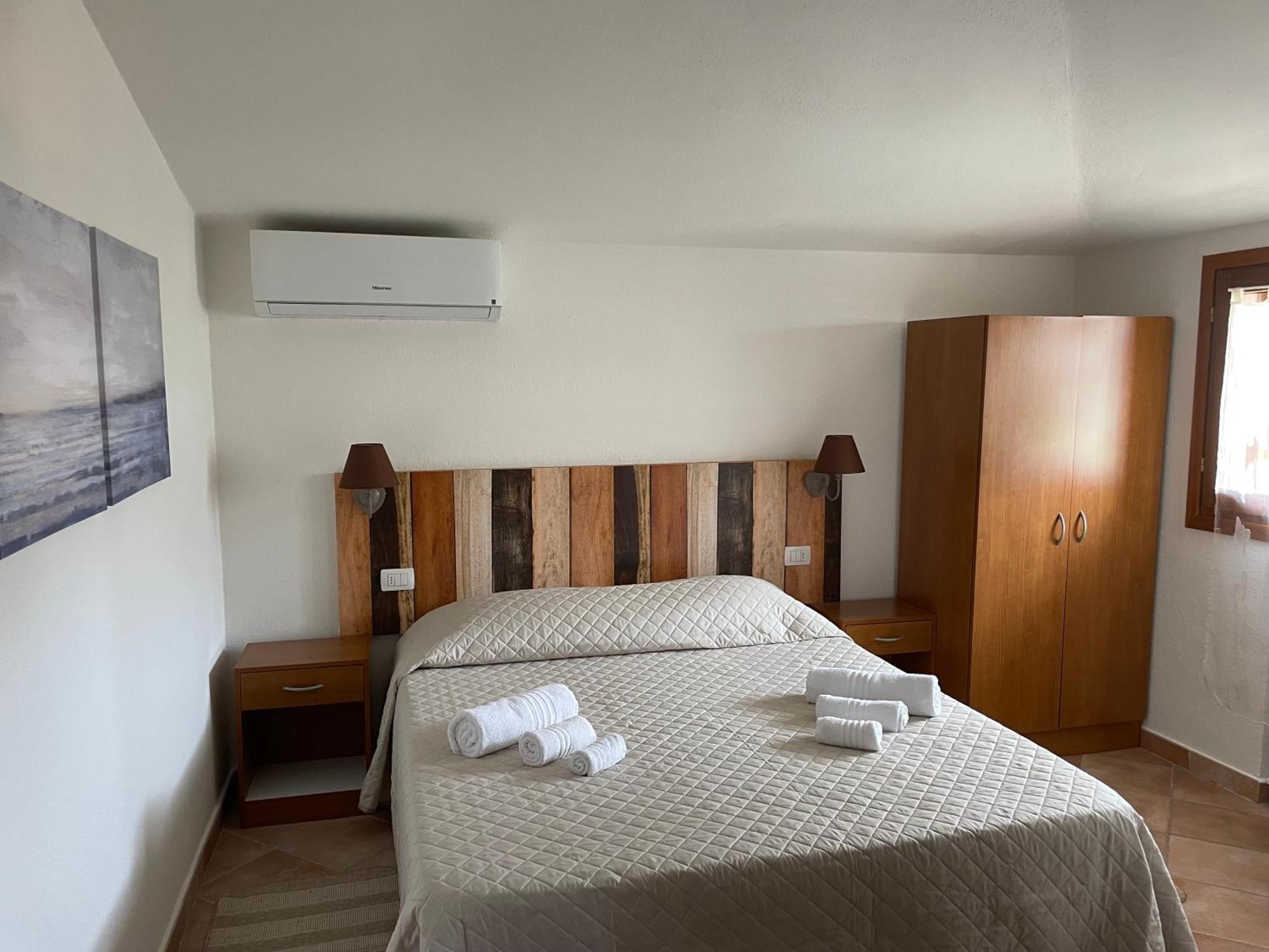 B&B Da Tizy San Teodoro  Ngoại thất bức ảnh